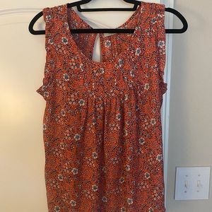 Cute sleeveless blouse